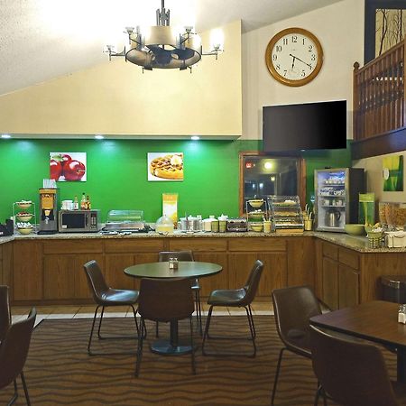 Quality Inn Atchison מראה חיצוני תמונה